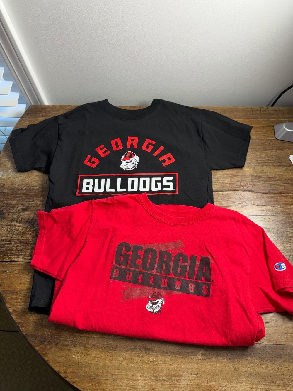 Champion Georgia Bulldog Tees size Youth Medium